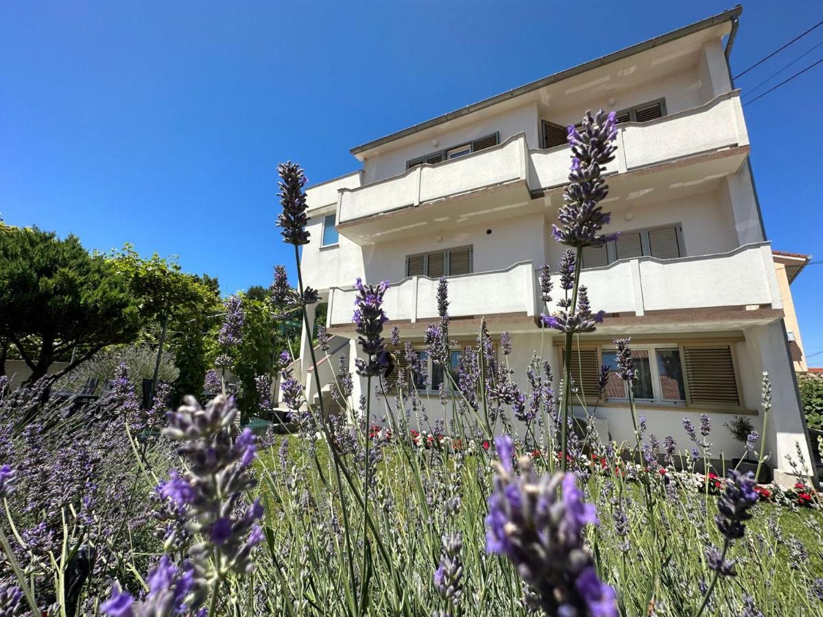 Apartments Vinse Near Rab Center Rab Town Zewnętrze zdjęcie